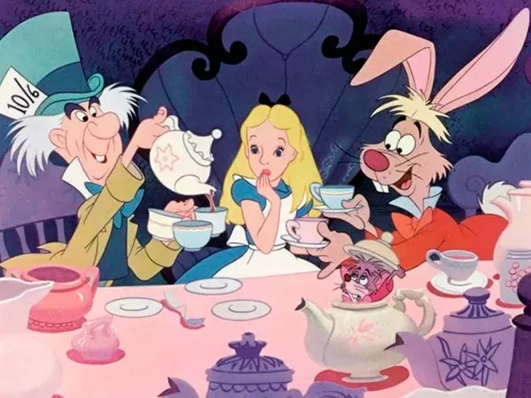 cha do chapeleiro louco filme alice no pais das maravilhas disney 1951