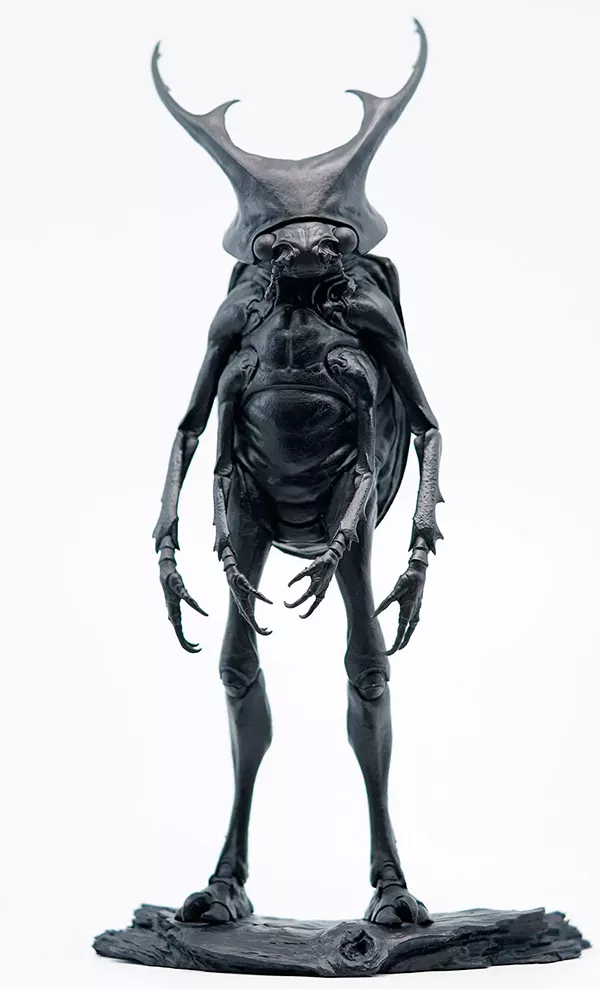 The Beatle - Escultura de Skink Chen