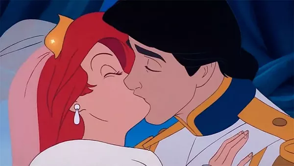 Cena inapropriada de um casamento aos moldes patriarcais deletada do remake em prol do empoderamento feminino Cena inapropriada de um casamento aos moldes patriarcais deletada do remake em prol do empoderamento feminino